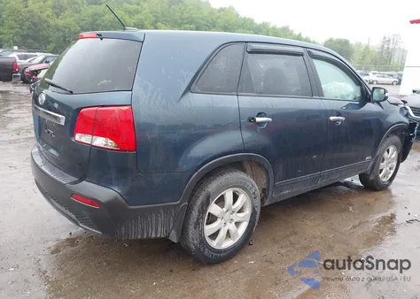 2011 Kia Sorento from USA, damaged, VIN 5XYKTTA11BG167277